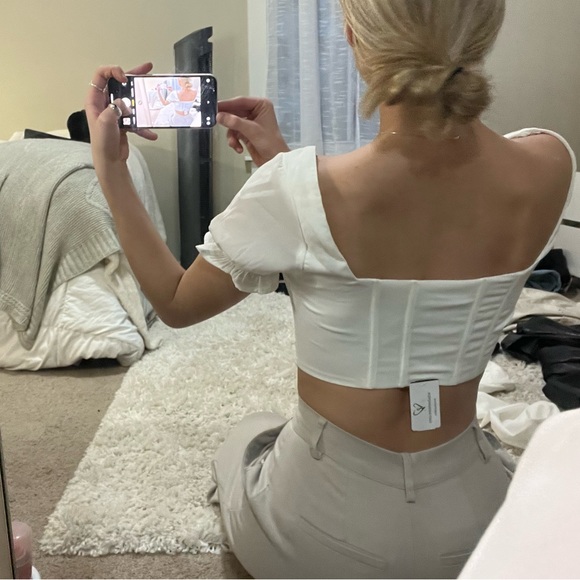 Gorgeous corset top - Picture 3 of 3